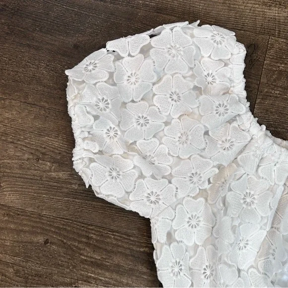 Petal & Pup White Lace Romper with Puff Sleeves - Picture 5 of 8